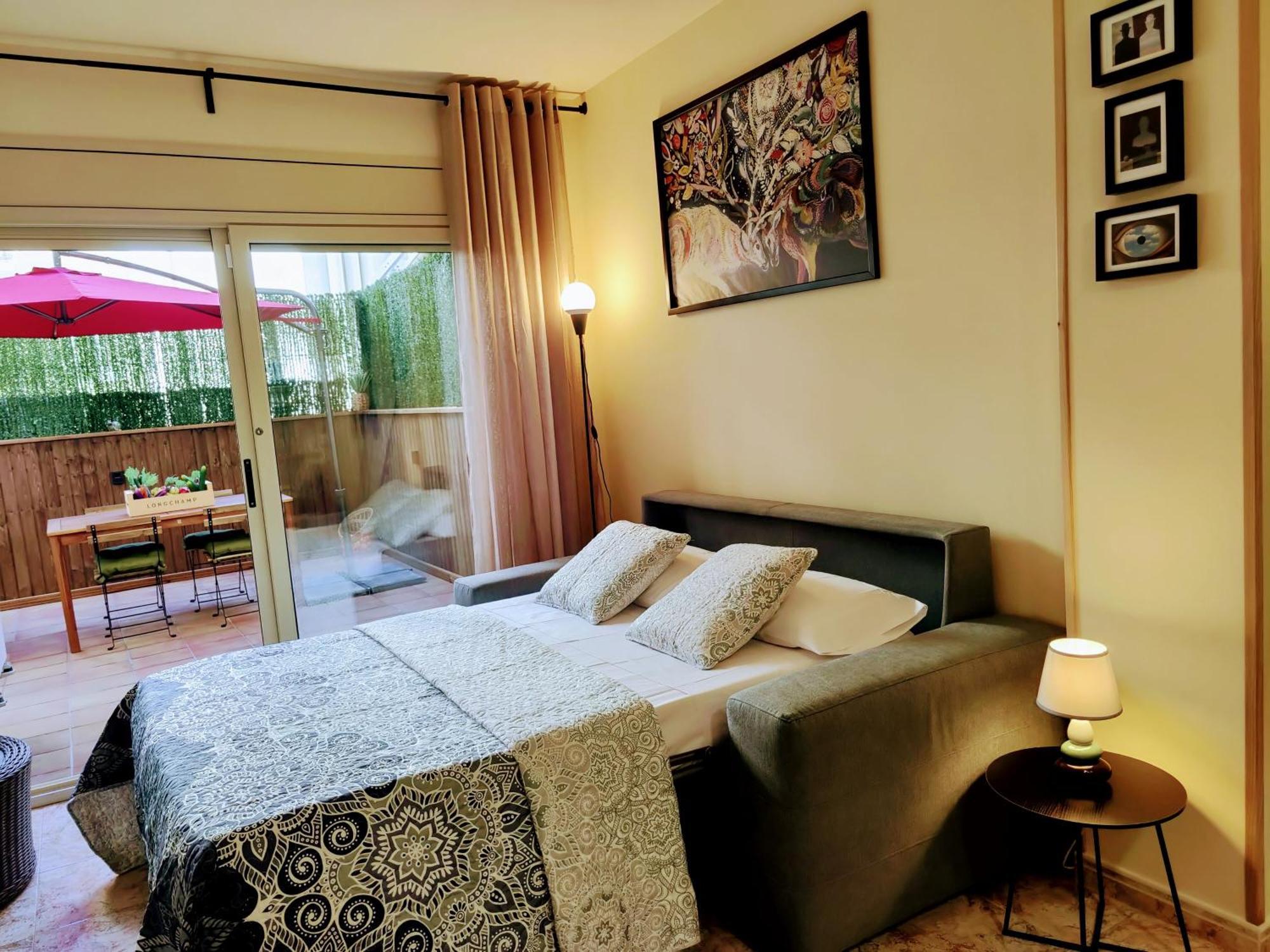 The Astrid Apartment Лорет де Мар Екстериор снимка