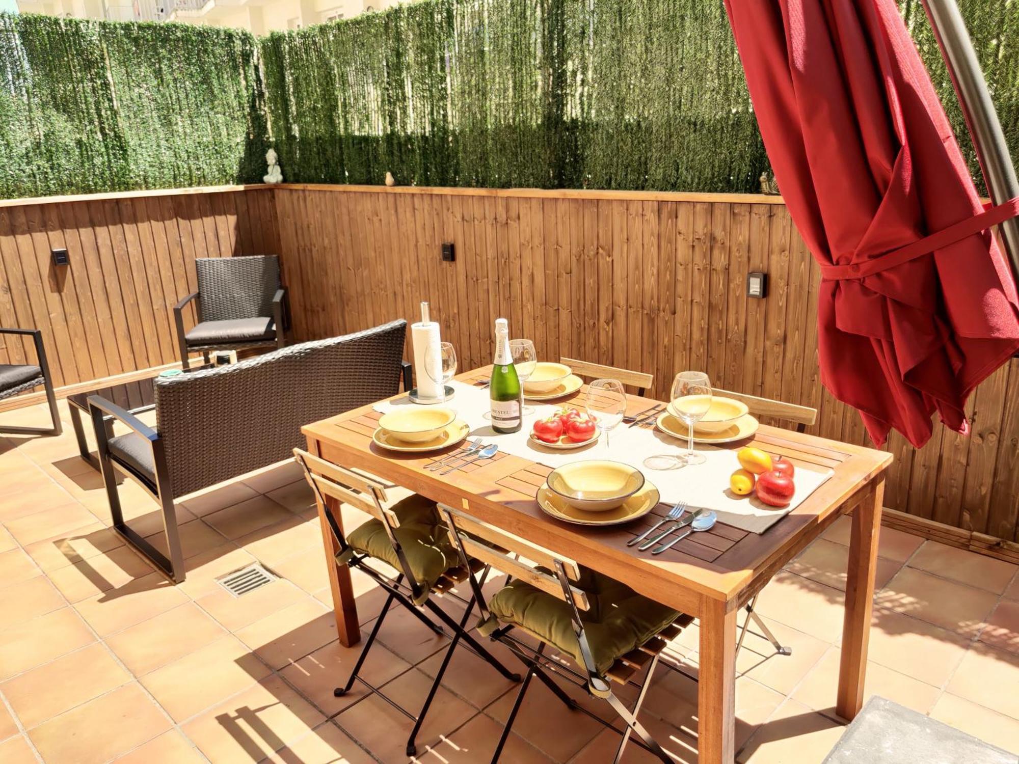 The Astrid Apartment Лорет де Мар Екстериор снимка
